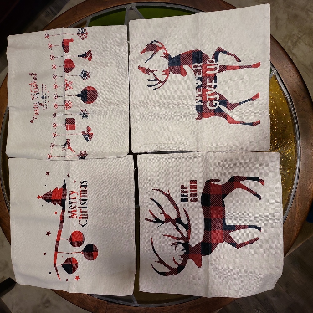 4 Christmas Pillow Covers